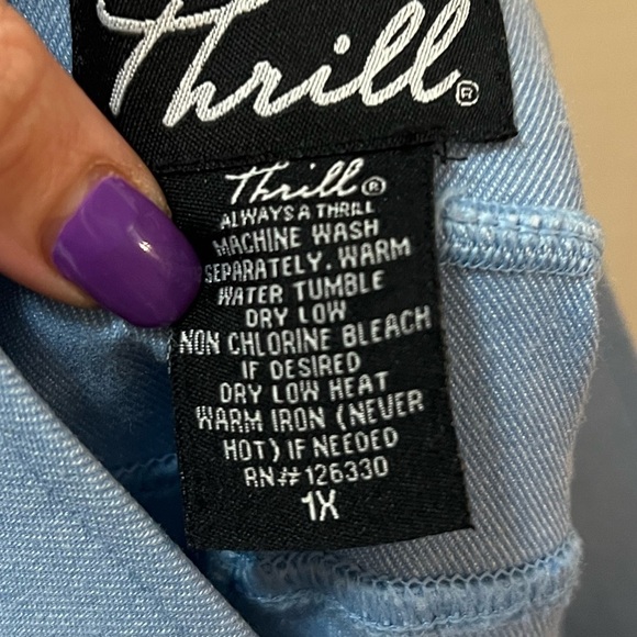 ⚫️ BOGO Thrill Light Blue Casual Shorts stretchy size 1x - Picture 7 of 7